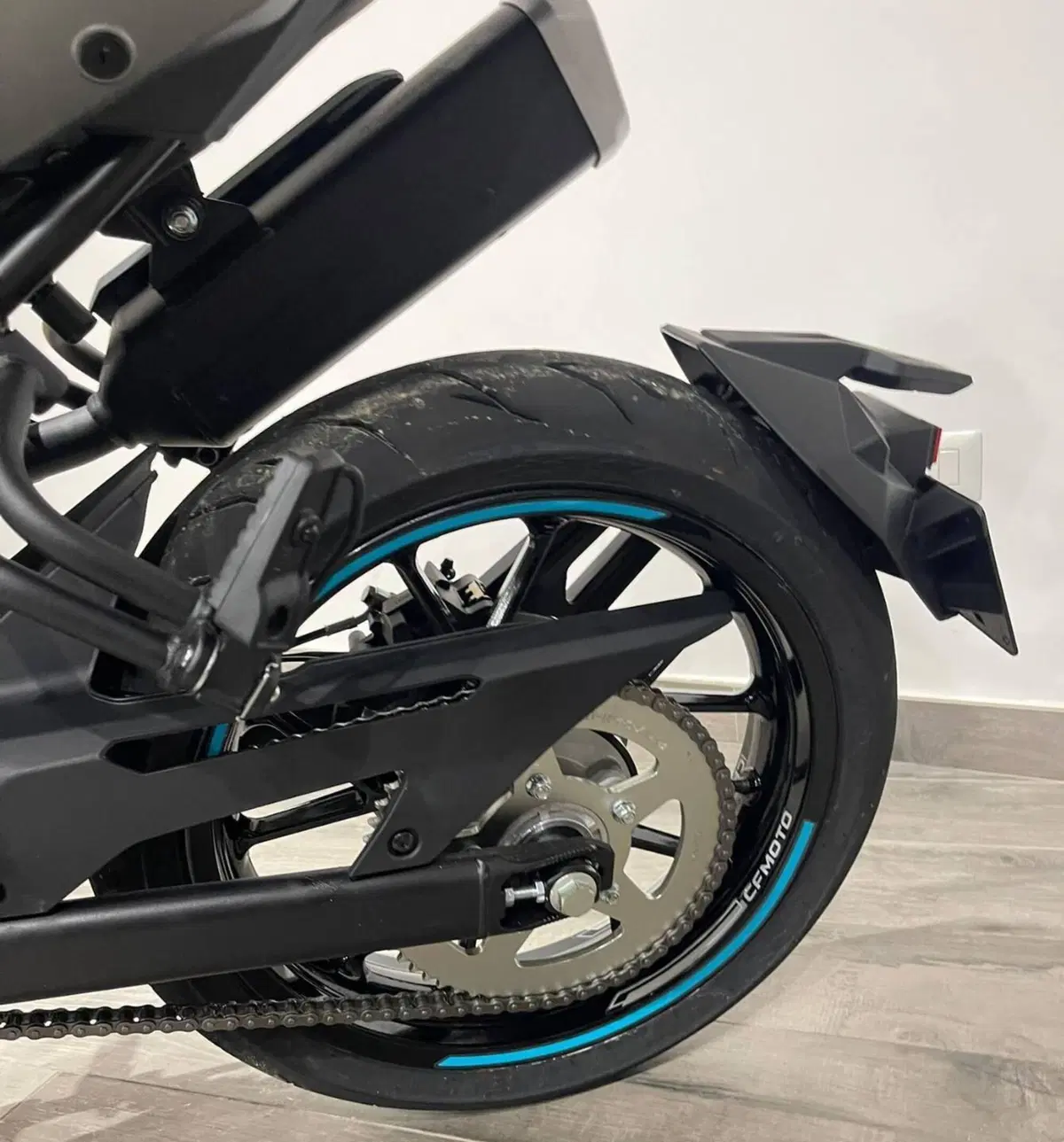 CFMOTO 125NK (2025 - 26) (14)