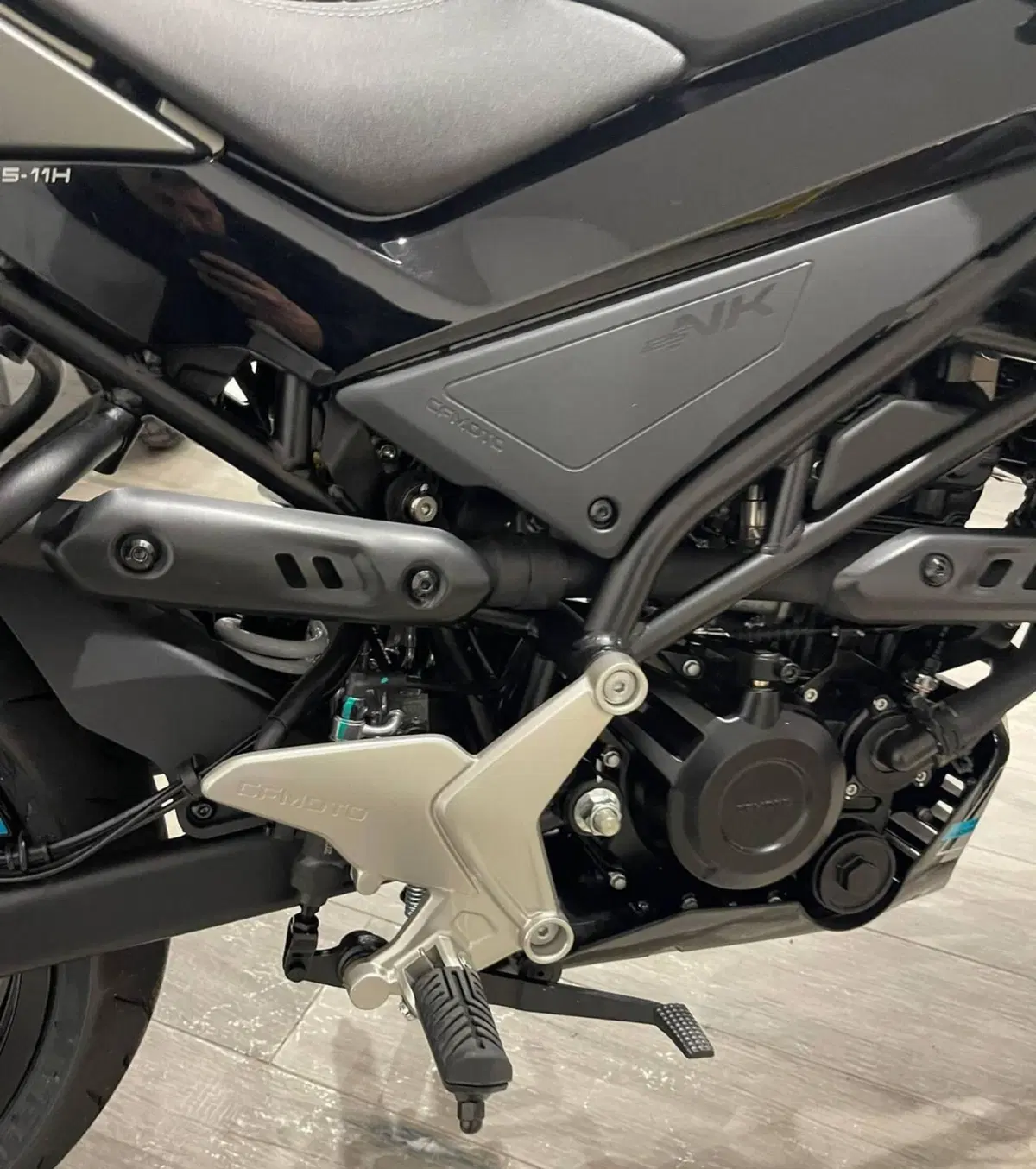 CFMOTO 125NK (2025 - 26) (15)