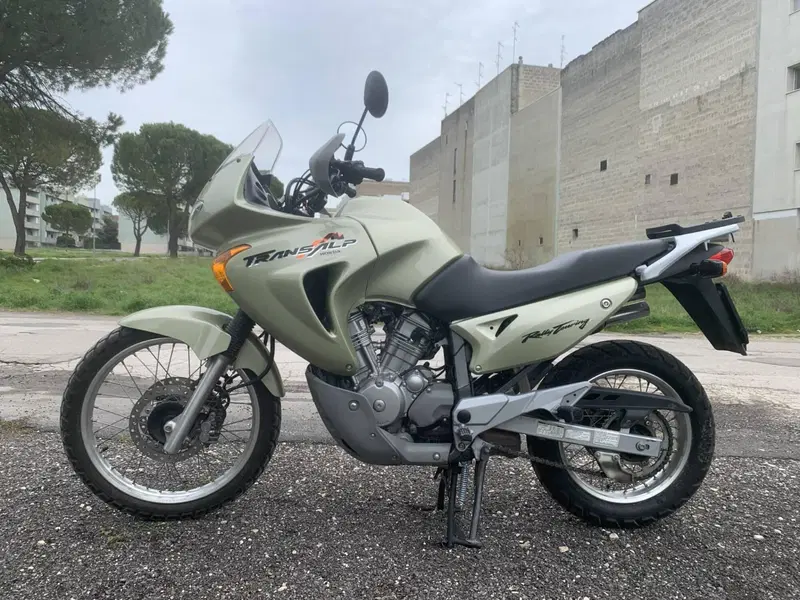 Honda Transalp XL 650V (2000 - 04) (7)