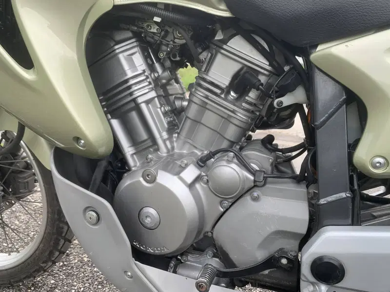 Honda Transalp XL 650V (2000 - 04) (8)