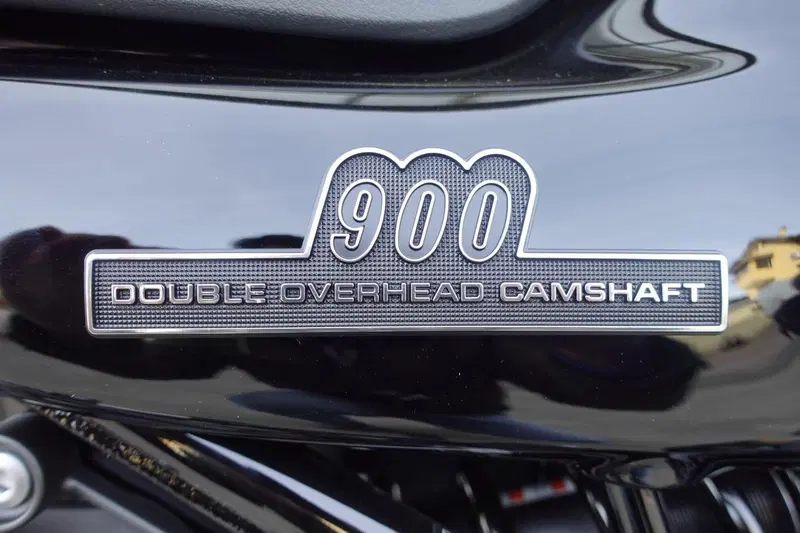 Kawasaki Z 900 RS Black Ball Edition (2026) (4)