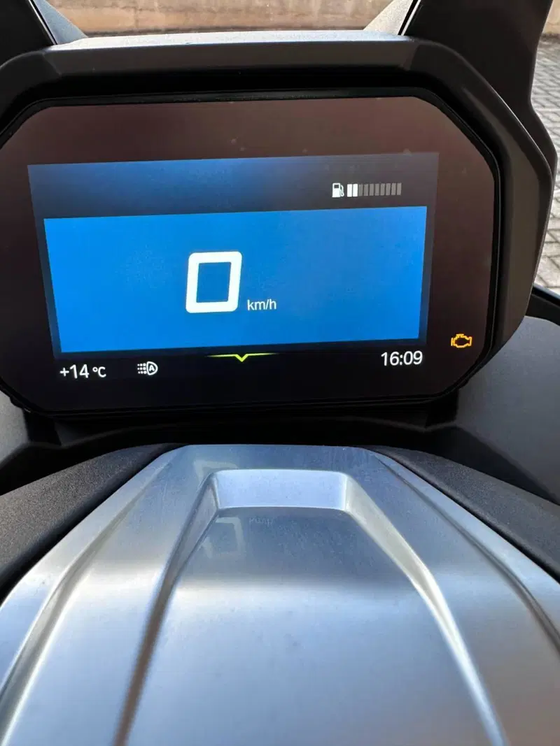 Bmw C 400 GT (2019 - 20) (8)