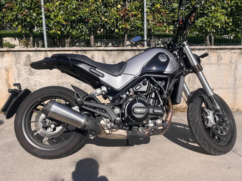 Benelli Leoncino 500 (2021 - 25) (2)
