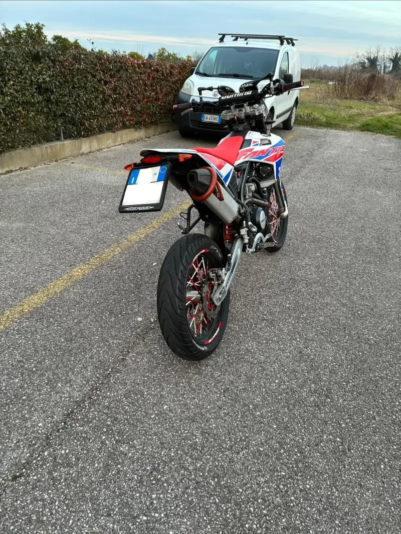 Fantic Motor Motard 125 M Performance 4t (2019) (3)