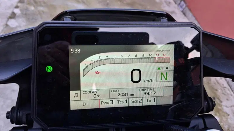 Yamaha MT-09 Y-AMT (2024 - 26) (5)