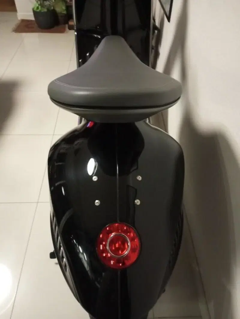Piaggio Fly 125 4T 3V (2013 - 17) (3)