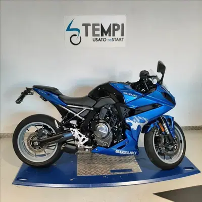 Suzuki GSX-8R (2024 - 26) usata