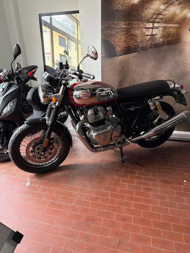 Royal Enfield Interceptor 650 (2021 - 26)