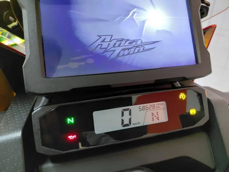 Honda Africa Twin CRF 1100L DCT (2020 - 21) (6)