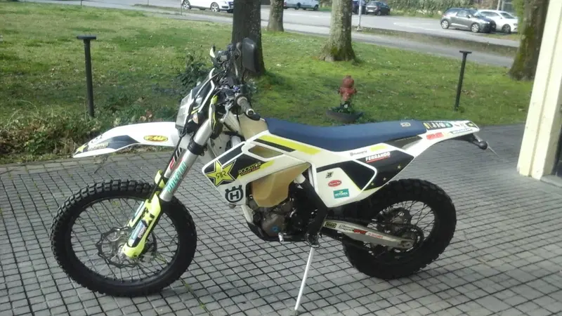 Husqvarna FE 350 (2020) (2)