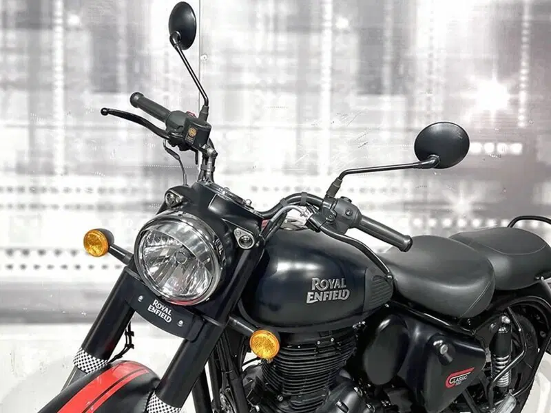 Royal Enfield Classic 350 (2021 - 26) (4)