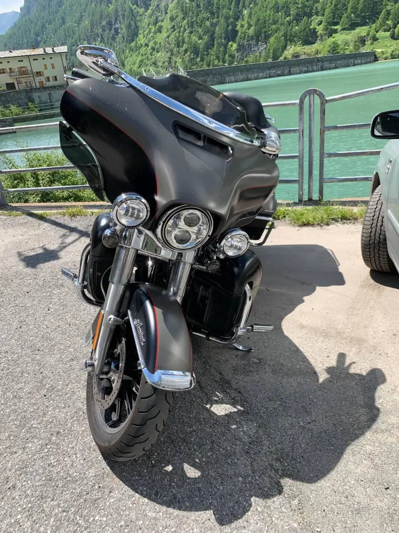 Harley-Davidson Ultra Limited (2022 - 25) (2)
