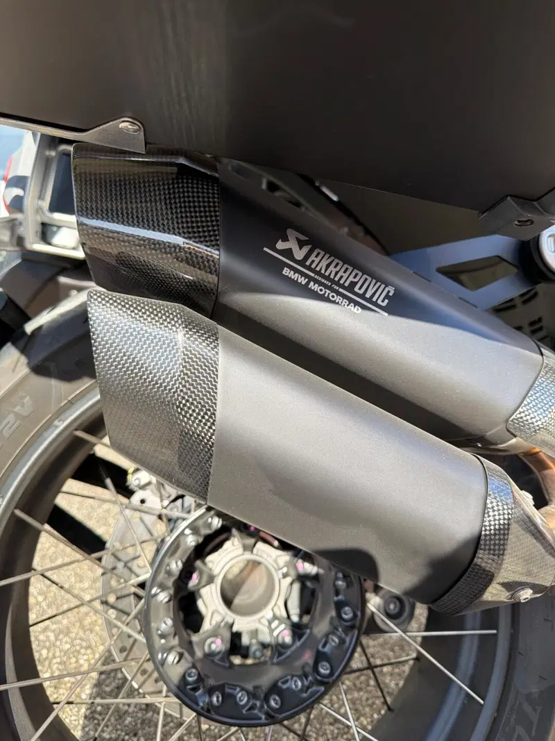 Bmw R 1300 GS Adventure Triple Black (2025 - 26) (9)