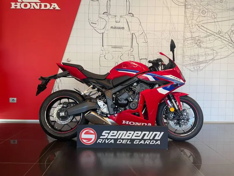 Honda CBR 650 R E-Clutch (2024 - 26)