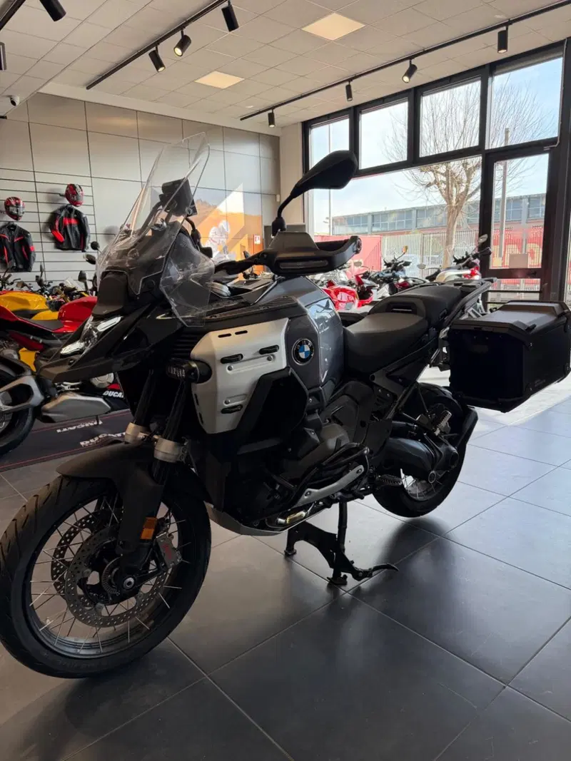 Bmw R 1300 GS Adventure Triple Black (2025 - 26) (15)