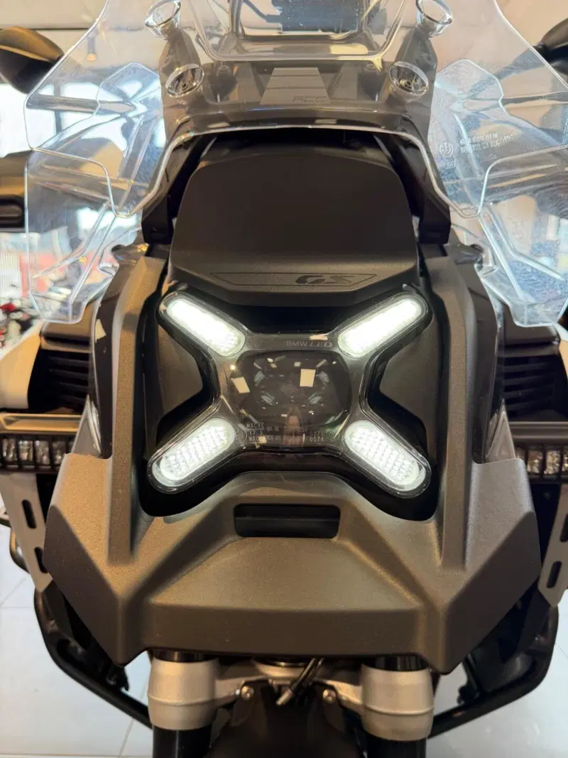 Bmw R 1300 GS Adventure Triple Black (2025 - 26) (16)