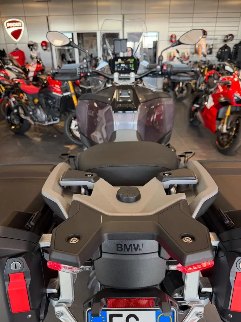 Bmw R 1300 GS Adventure Triple Black (2025 - 26) (18)