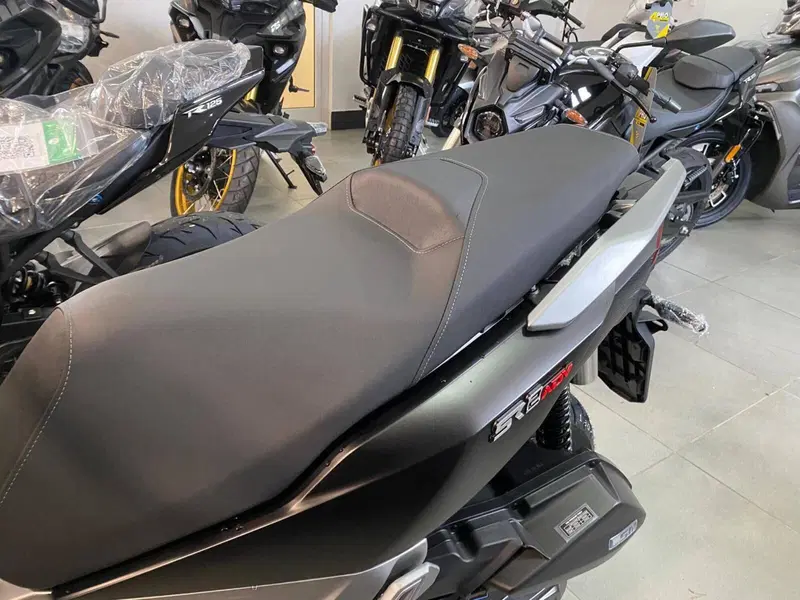 Voge Sfida SR2 ADV (2026) (7)