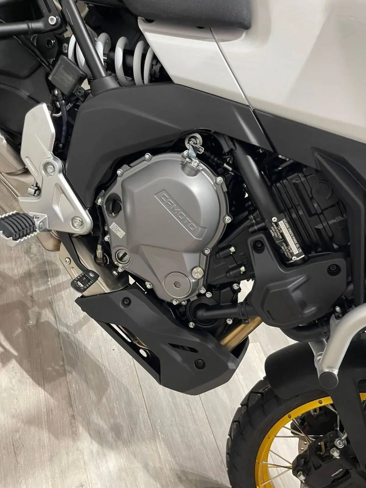CFMOTO 700MT (2024 - 26) (11)