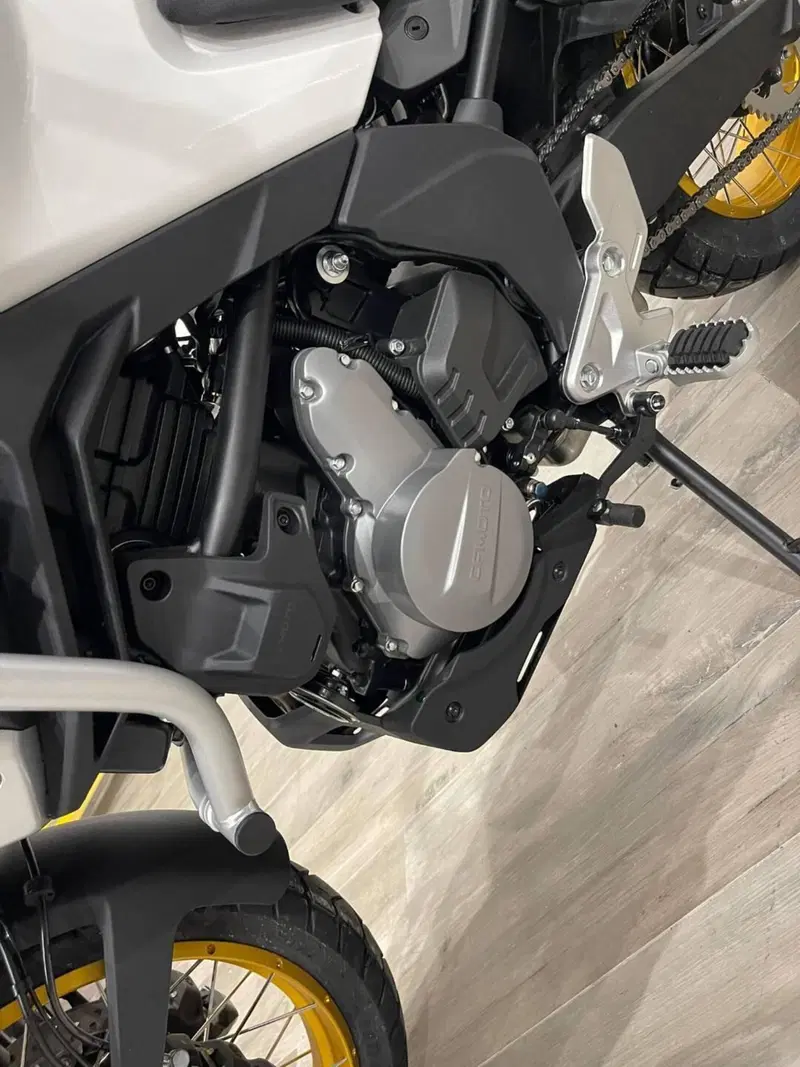 CFMOTO 700MT (2024 - 26) (15)