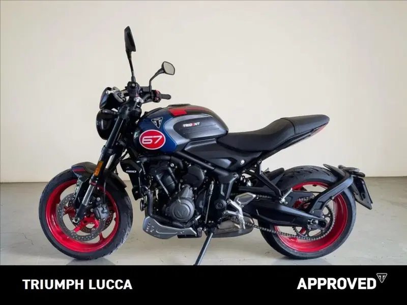 Triumph Trident 660 Triple Tribute Edition (2025 - 26) (6)