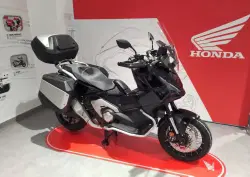 Honda X-ADV 750 Travel (2025 - 26) nuova