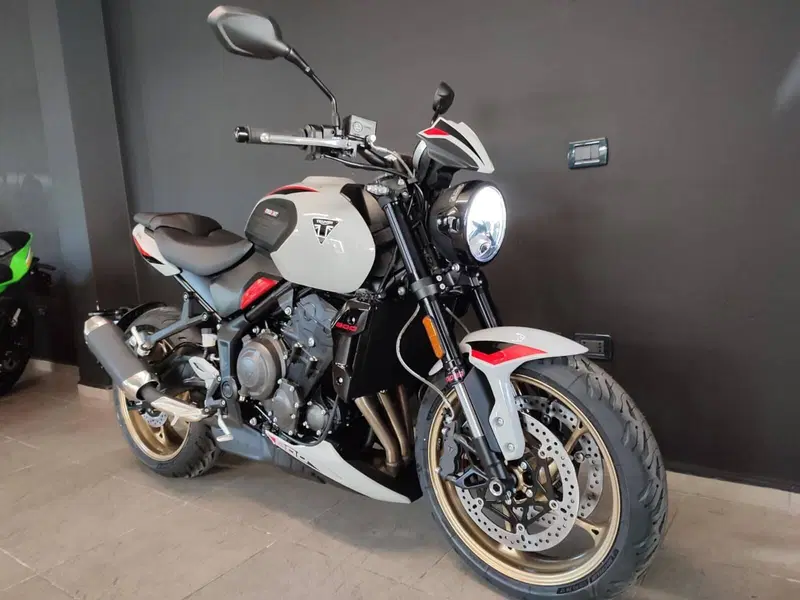 Triumph Trident 800 (2026) (3)
