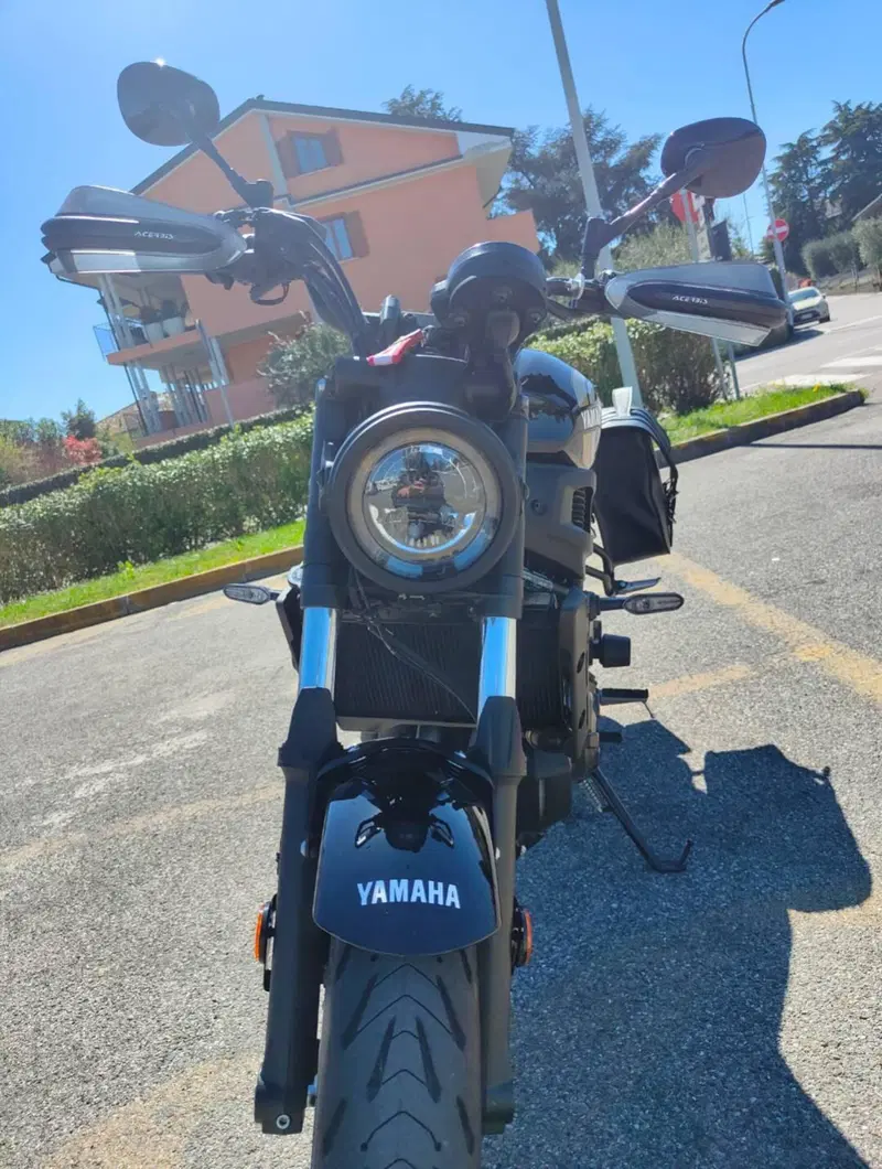 Yamaha XSR 700 (2022 - 26) (4)