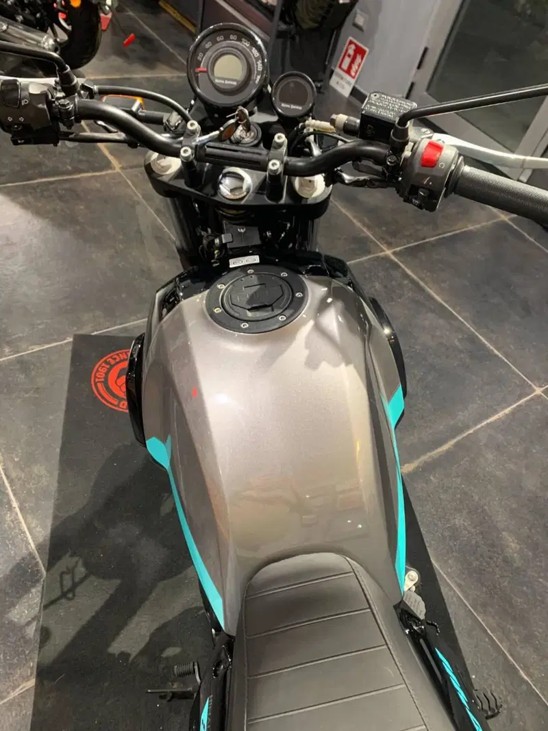 Royal Enfield Scram 411 (2022 - 24) (6)