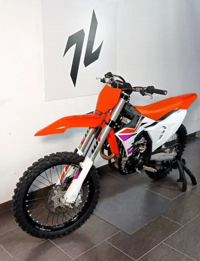 KTM 250 SX-F (2024) usata