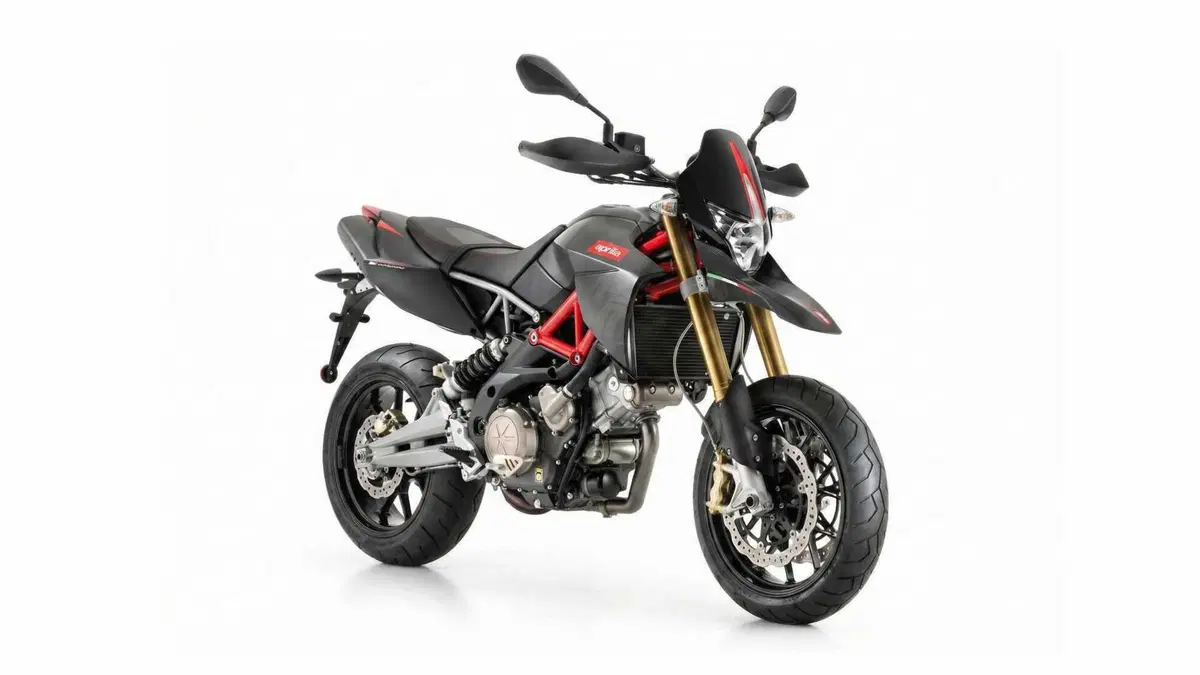 Aprilia Dorsoduro 750 Dorsoduro 750 Factory (2010 - 13)