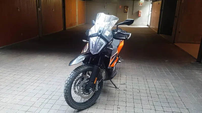 KTM 890 Adventure (2022) (2)