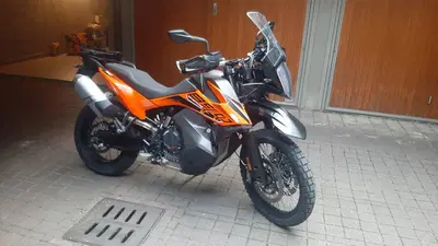 KTM 890 Adventure (2022) usata