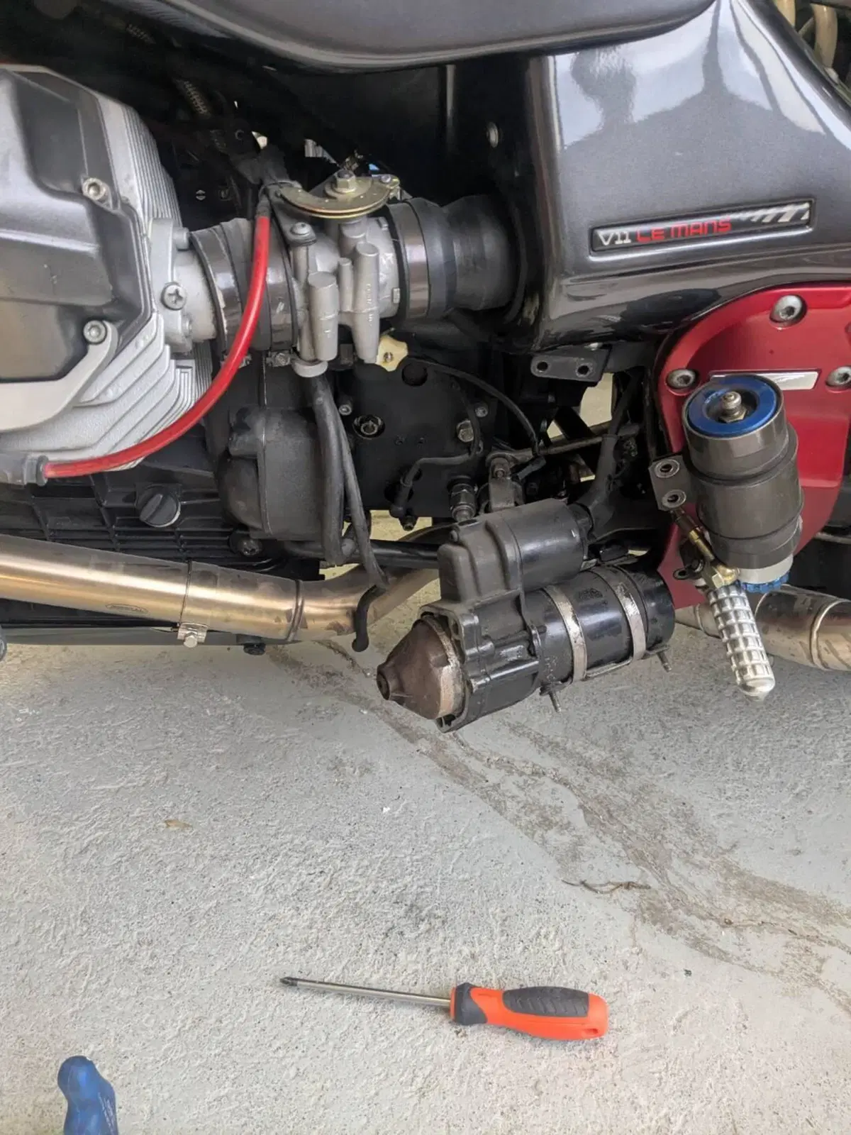 Moto Guzzi V11 Le Mans (2001 - 06) (12)