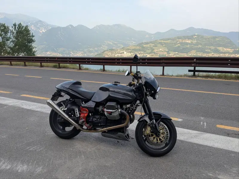 Moto Guzzi V11 Le Mans (2001 - 06)