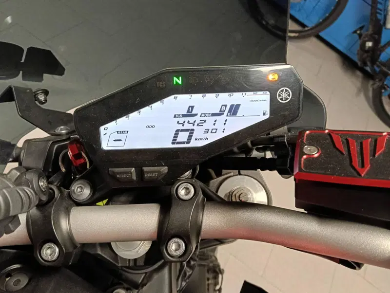 Yamaha MT-09 SP (2018 - 20) (3)