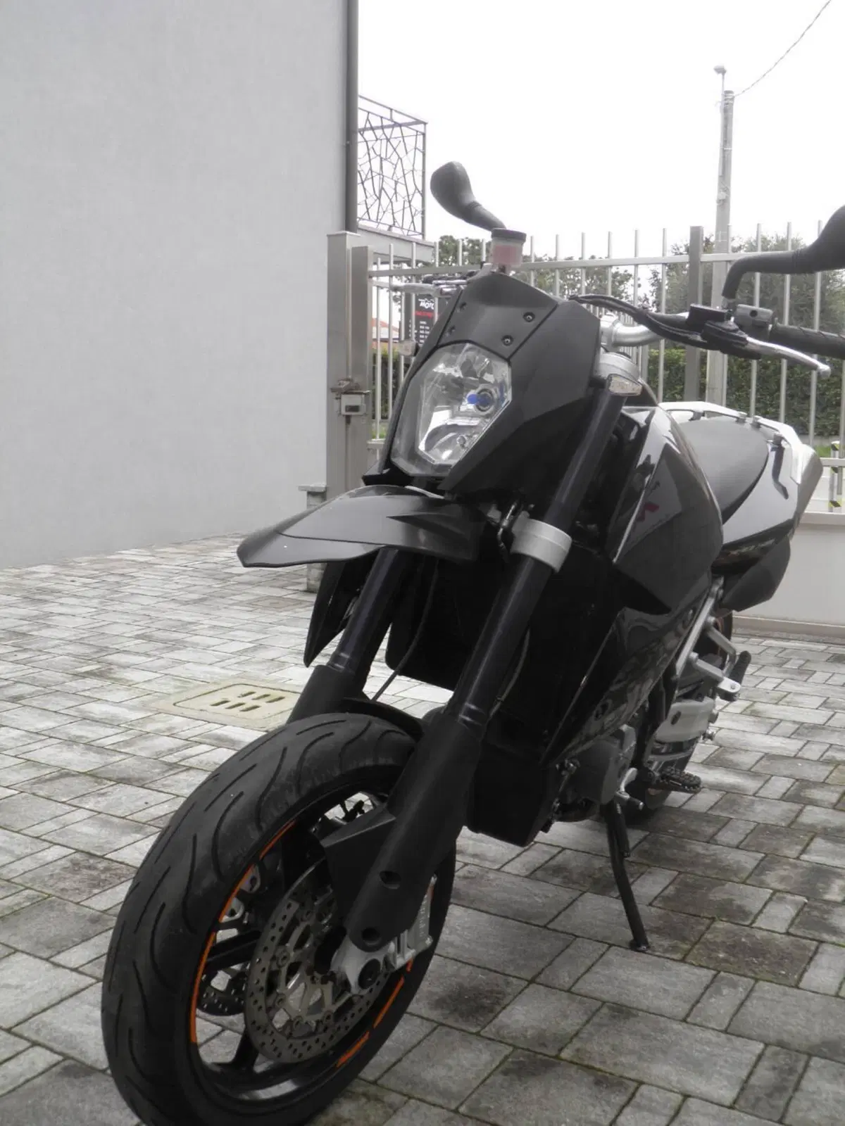 KTM 990 Supermoto (2007 - 10) (3)