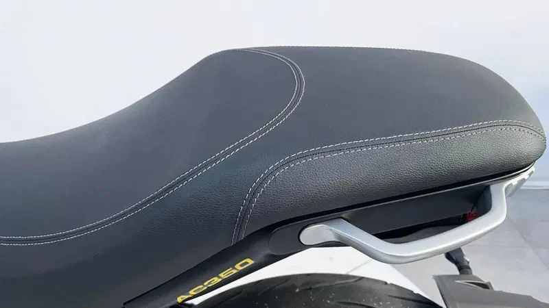 Voge Trofeo 350AC (2022 - 26) (10)