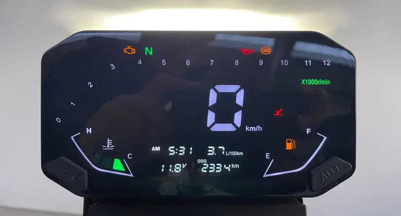 Voge Trofeo 350AC (2022 - 26) (14)