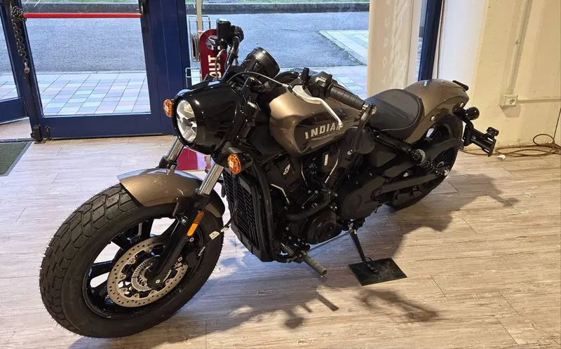 Indian Scout 1250 Bobber Limited + Tech (2025 - 26) (7)