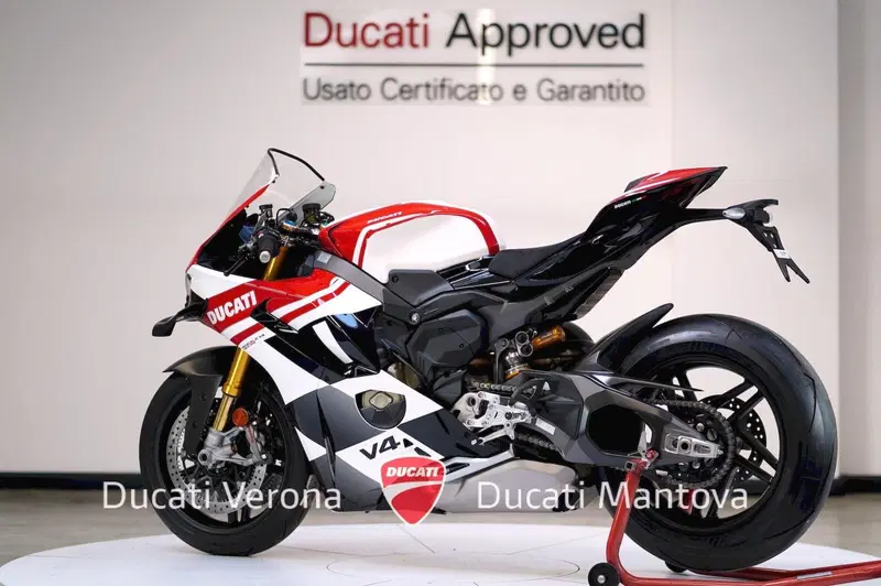 Ducati Panigale V4 Tricolore (2025 - 26) (5)
