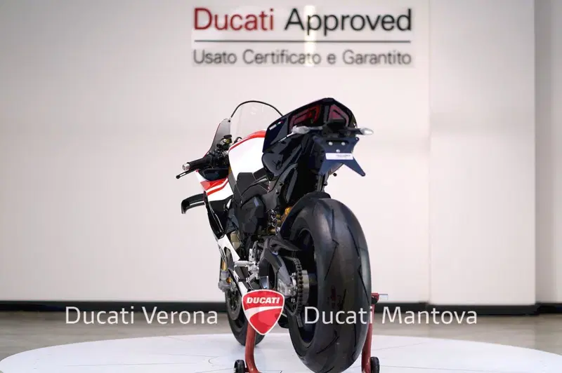Ducati Panigale V4 Tricolore (2025 - 26) (6)