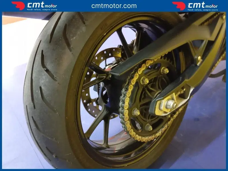 Bmw F 800 R (2015 - 16) (9)