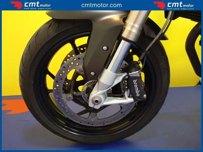 Bmw F 800 R (2015 - 16) (12)