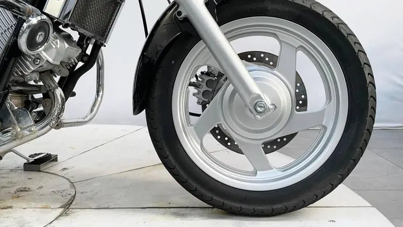 Kymco Venox 250i (2007 - 14) (8)