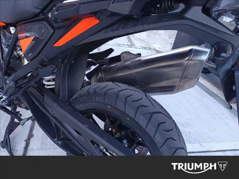 KTM 1290 Super Adventure S (2021) (7)