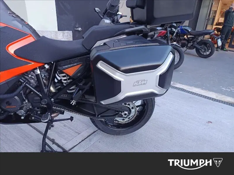 KTM 1290 Super Adventure S (2021) (6)