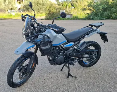 Royal Enfield Himalayan 450 (2024 - 26) usata