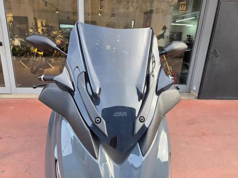 Yamaha X-Max 300 Tech Max (2021 - 24) (11)