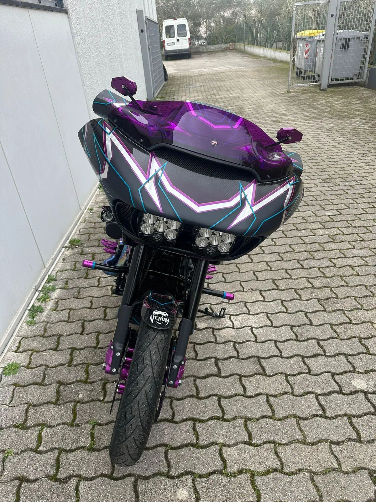 Harley-Davidson 107 Road Glide Ultra (2017 - 18) - FLTRU (8)